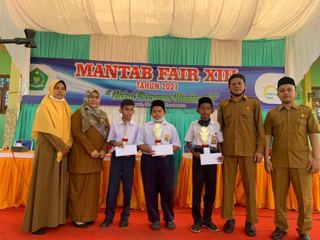 MAN 3 ACEH BESAR SELENGGARAKAN KEGIATAN MANTAB FAIR XIII TAHUN 2021